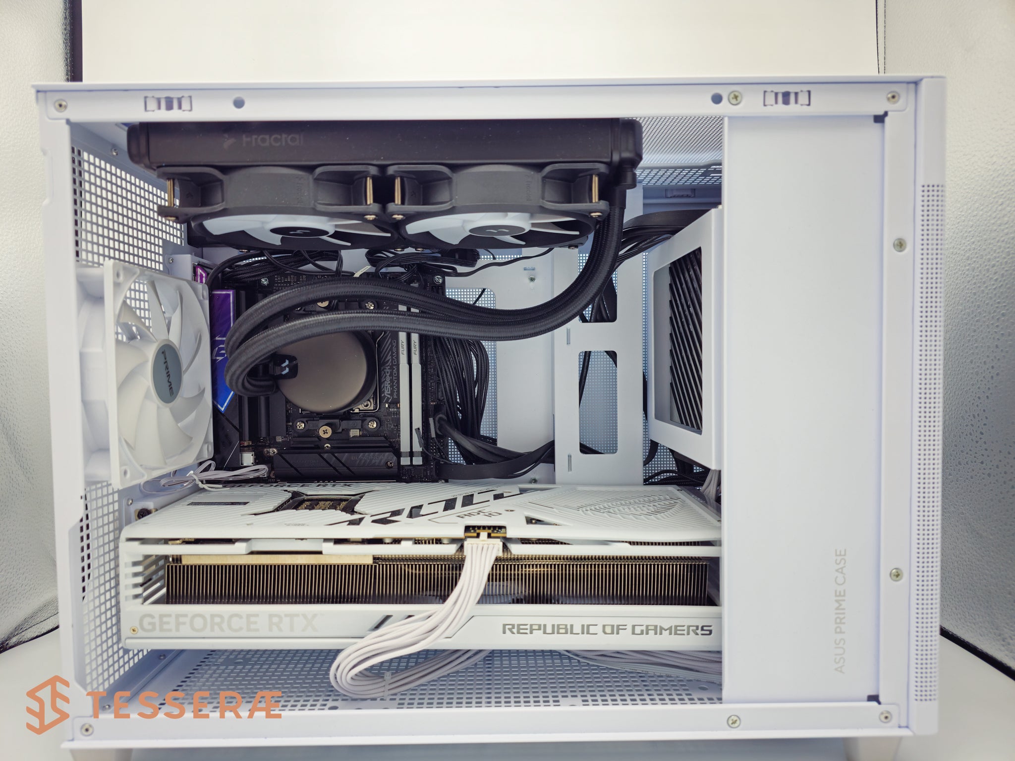 Quick Ship White - Mirage - AMD Ryzen 9 9950X3D CPU with RTX 4090