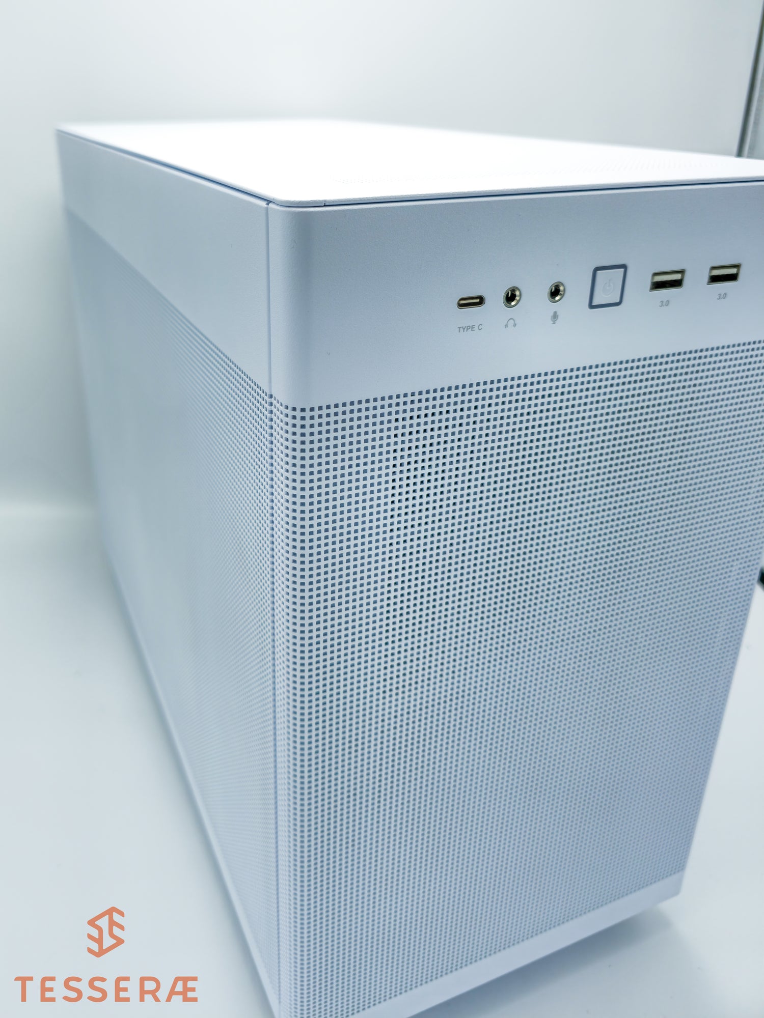 Quick Ship White - Mirage - AMD Ryzen 9 9950X3D CPU with RTX 4090