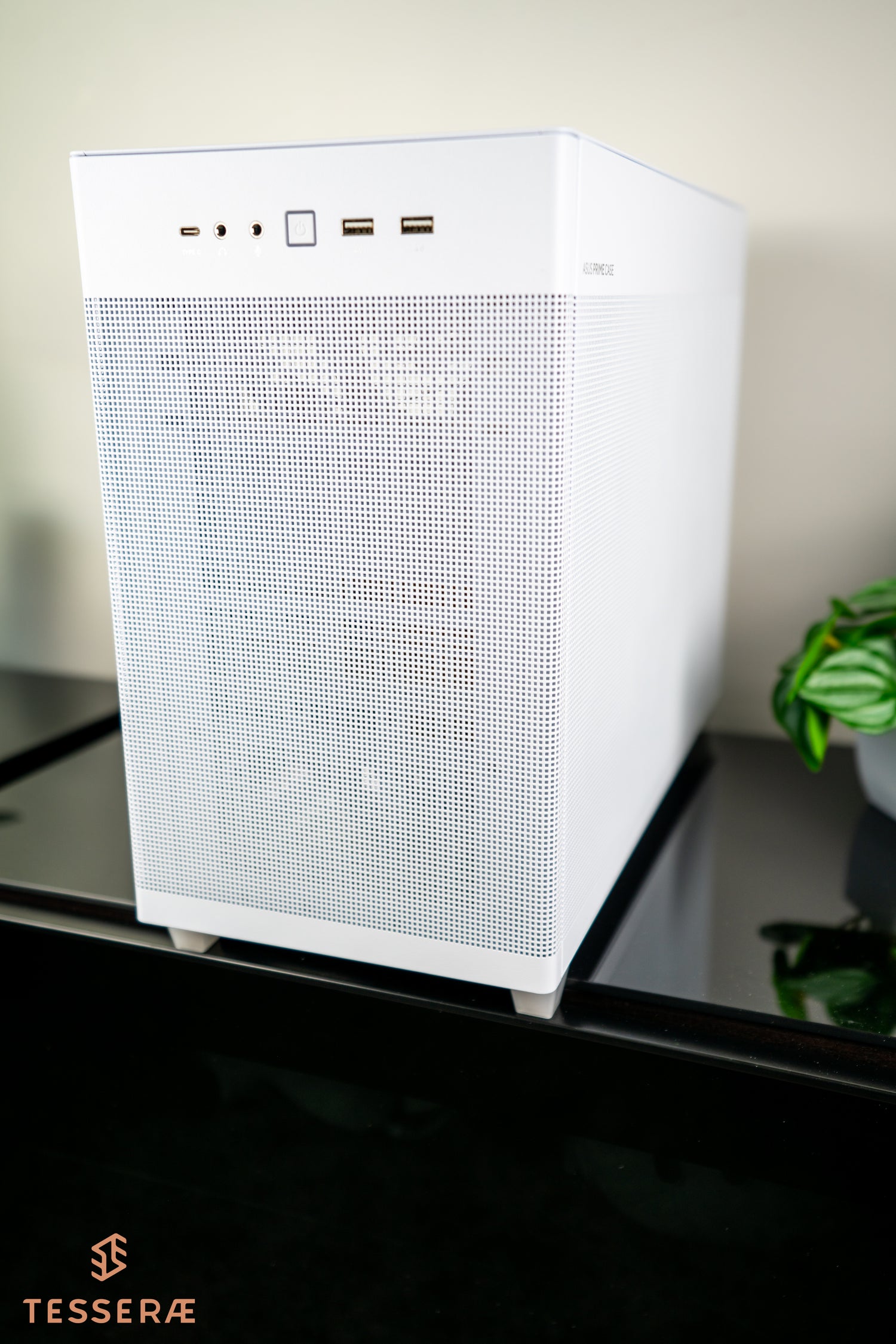 Quick Ship White - Mirage w/Glass Panel - AMD Ryzen 9 9950X3D CPU with AMD 9070 XT